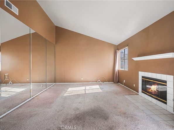 3605 E Anaheim 407, Long Beach CA 90804