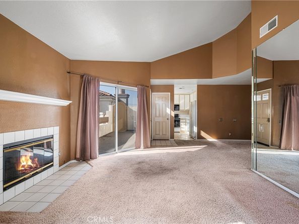 3605 E Anaheim 407, Long Beach CA 90804