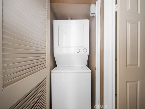 3605 E Anaheim 407, Long Beach CA 90804