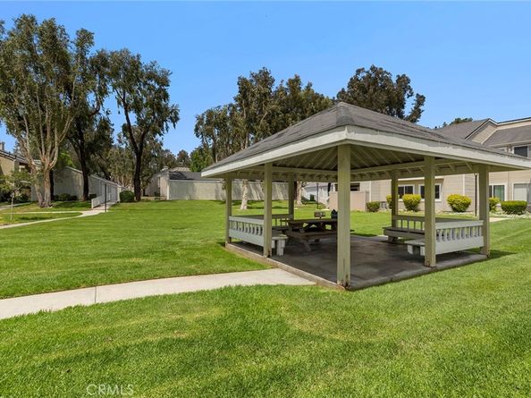 23502 Cambridge 306, Yorba Linda CA 92887