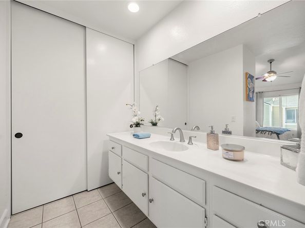 23502 Cambridge 306, Yorba Linda CA 92887