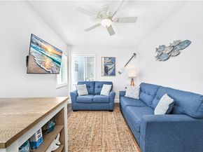 121 25th, Newport Beach CA 92663