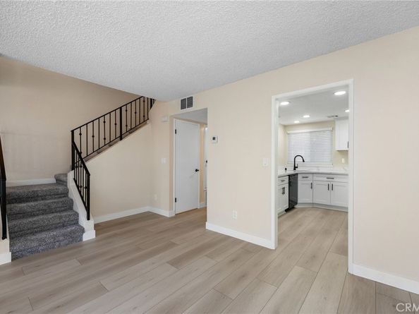 8347 Grenoble Street 9, Sunland CA 91040