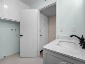 8347 Grenoble Street 9, Sunland CA 91040