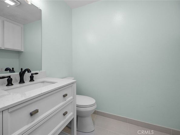 8347 Grenoble Street 9, Sunland CA 91040