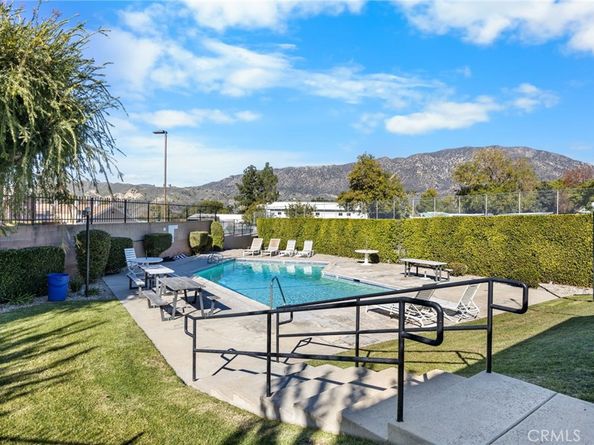 8347 Grenoble Street 9, Sunland CA 91040