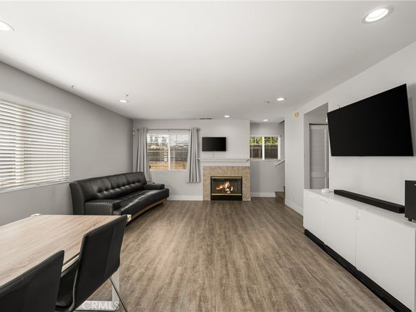 418 E Olive #B, Monrovia CA 91016