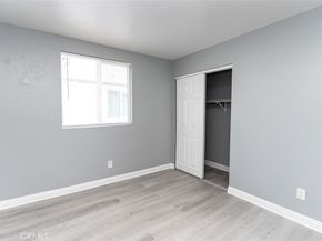 1639 1639 1/2 E 109th, Los Angeles CA 90059