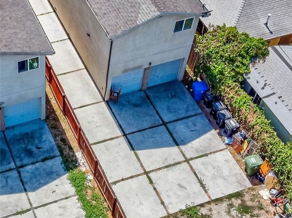 1639 1639 1/2 E 109th, Los Angeles CA 90059