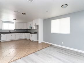 1639 1639 1/2 E 109th, Los Angeles CA 90059