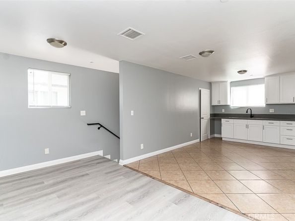 1639 1639 1/2 E 109th, Los Angeles CA 90059