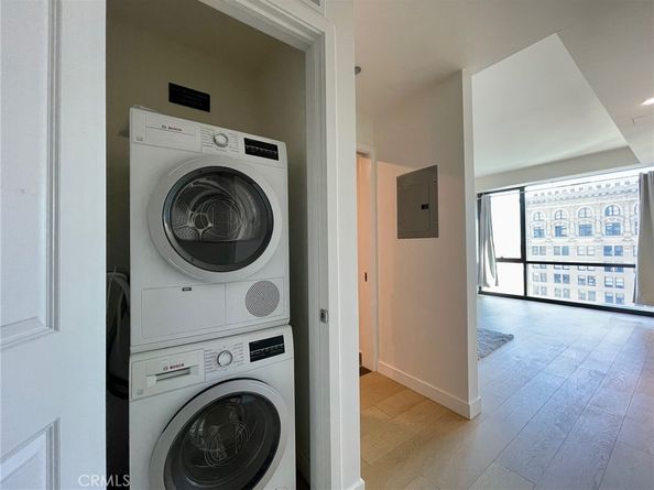 400 S Broadway 1202, Los Angeles CA 90013