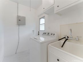2424 Park Avenue, La Verne CA 91750