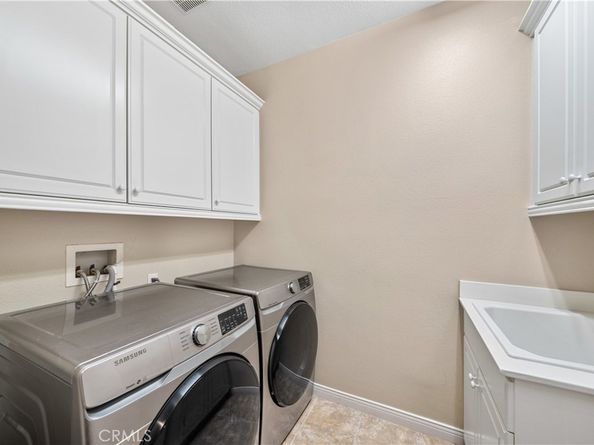 5859 E Treehouse Lane, Anaheim Hills CA 92807