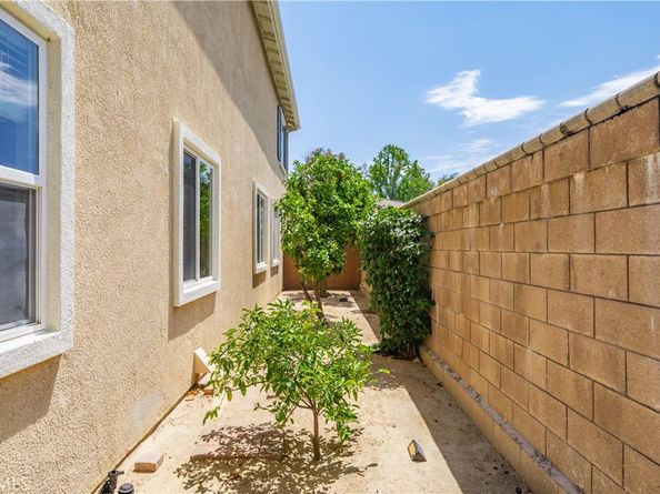 5859 E Treehouse Lane, Anaheim Hills CA 92807