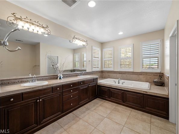 5859 E Treehouse Lane, Anaheim Hills CA 92807