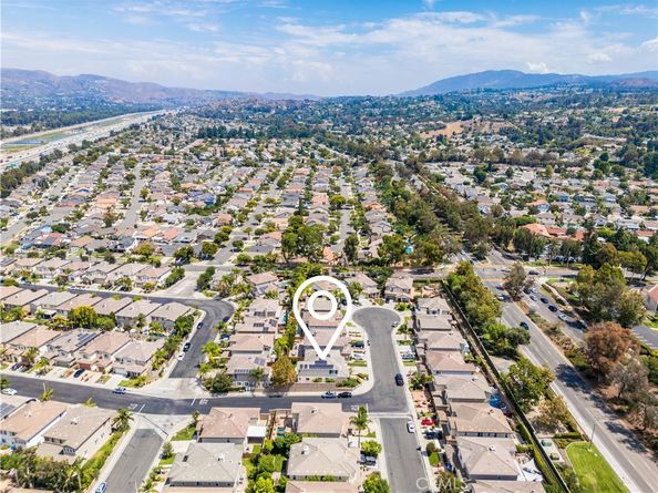 5859 E Treehouse Lane, Anaheim Hills CA 92807