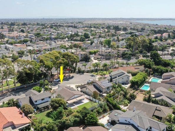 17041 Malta Circle, Huntington Beach CA 92649