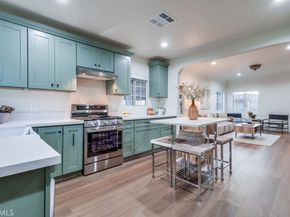 6832 Cerritos Avenue, Long Beach CA 90805