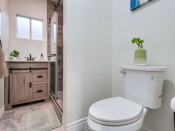 6832 Cerritos Avenue, Long Beach CA 90805