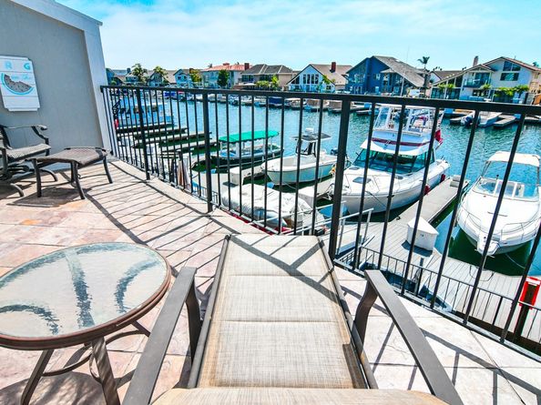 3476 Windspun Drive, Huntington Beach CA 92649