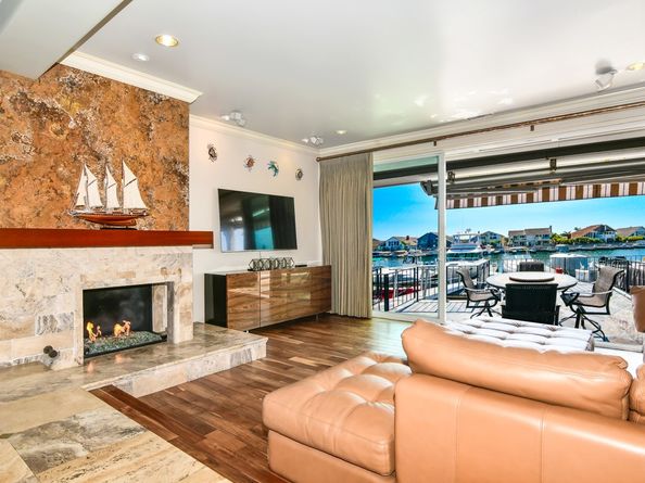 3476 Windspun Drive, Huntington Beach CA 92649