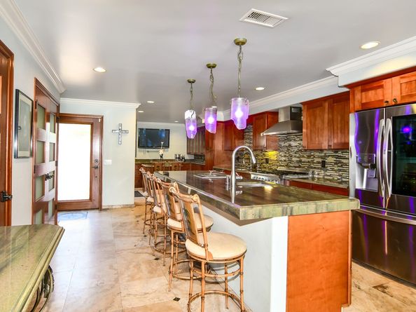 3476 Windspun Drive, Huntington Beach CA 92649