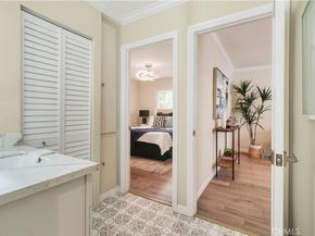 9005 Cynthia Street 215, West Hollywood CA 90069