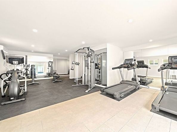 9005 Cynthia Street 215, West Hollywood CA 90069
