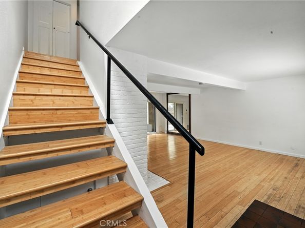 940 E 3rd Street 10, Long Beach CA 90802