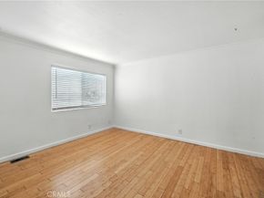 940 E 3rd Street 10, Long Beach CA 90802