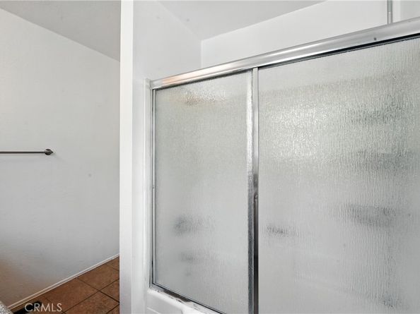 940 E 3rd Street 10, Long Beach CA 90802