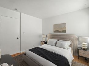 940 E 3rd Street 10, Long Beach CA 90802