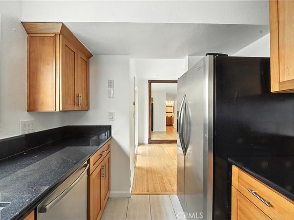940 E 3rd Street 10, Long Beach CA 90802