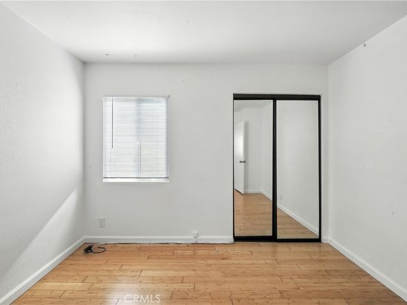 940 E 3rd Street 10, Long Beach CA 90802