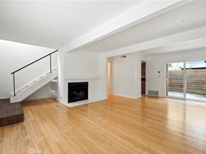 940 E 3rd Street 10, Long Beach CA 90802