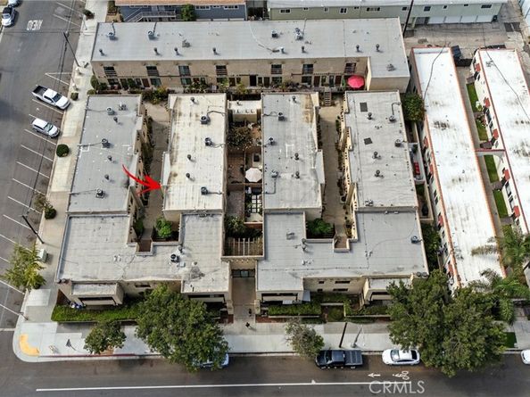 940 E 3rd Street 10, Long Beach CA 90802