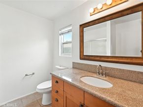 940 E 3rd Street 10, Long Beach CA 90802