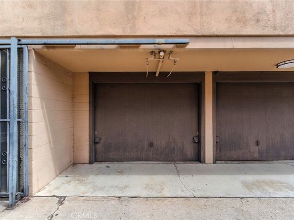 940 E 3rd Street 10, Long Beach CA 90802