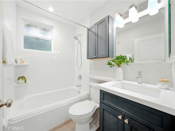 5613 Oliva Avenue, Lakewood CA 90712