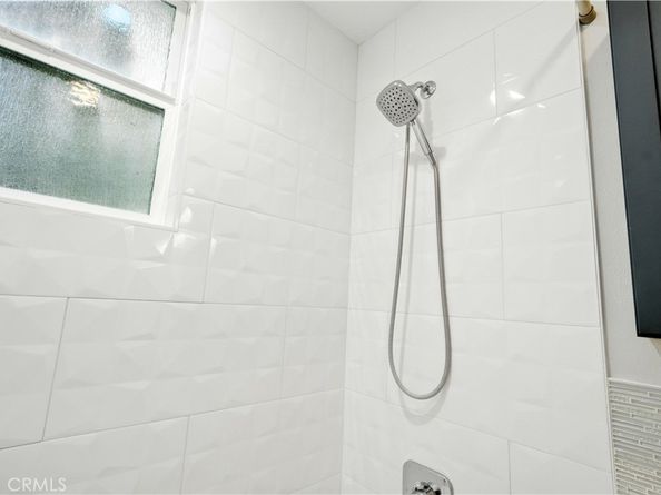 5613 Oliva Avenue, Lakewood CA 90712