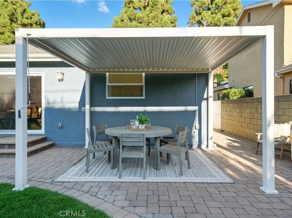 5613 Oliva Avenue, Lakewood CA 90712