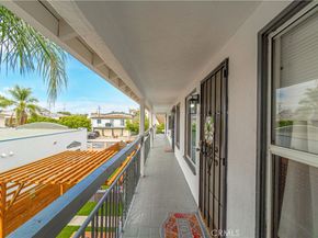 1924 Cedar Avenue, Long Beach CA 90806