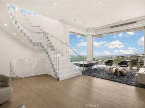 1609 Viewmont Drive, Los Angeles CA 90069