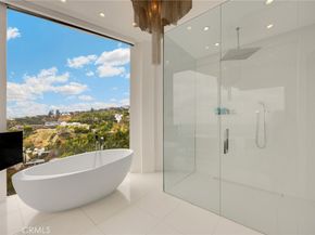 1609 Viewmont Drive, Los Angeles CA 90069