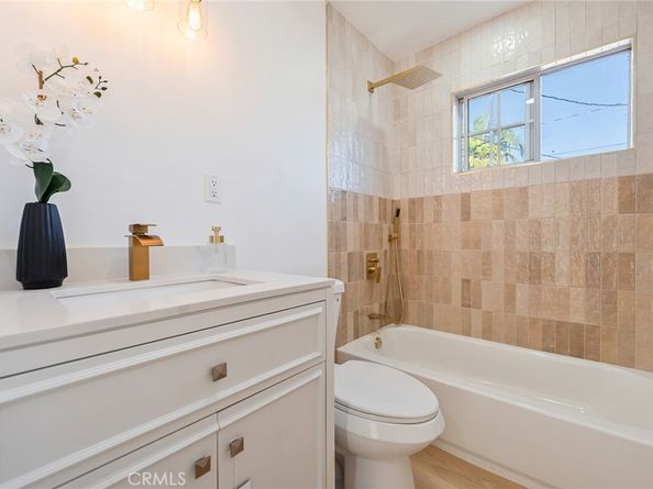 619 N Townsend Street, Santa Ana CA 92703