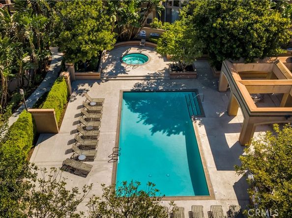 2 Ellisworth Aisle, Irvine CA 92620