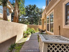 2 Ellisworth Aisle, Irvine CA 92620