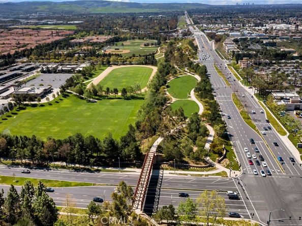 2 Ellisworth Aisle, Irvine CA 92620