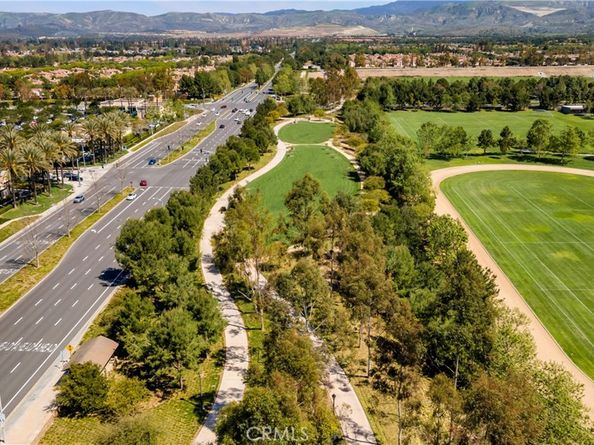 2 Ellisworth Aisle, Irvine CA 92620